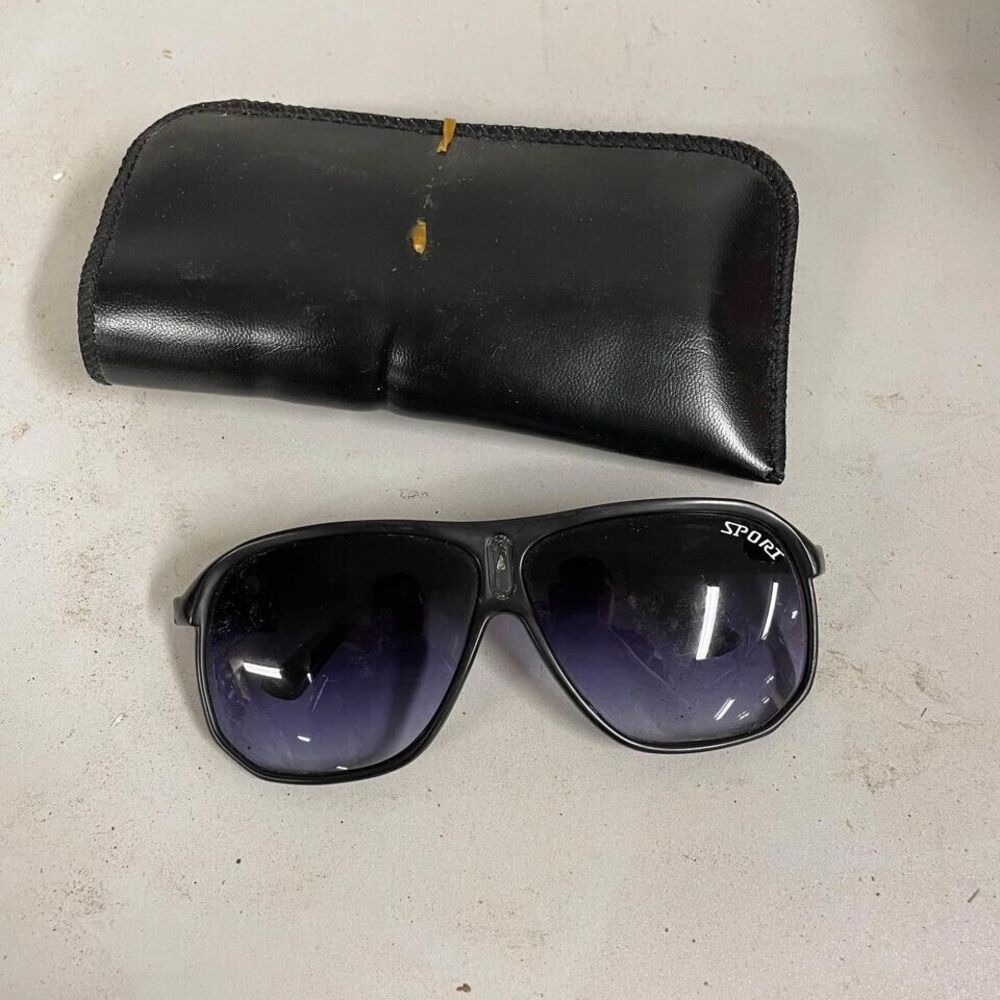 VTG Solaray Sport Style Aviator Sunglasses Black Plastic Frames W Case Ombre HN